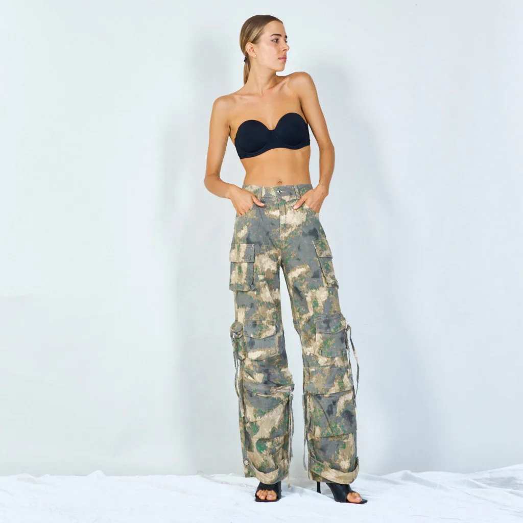 Camouflage cargo pants with multiple pockets wholesale