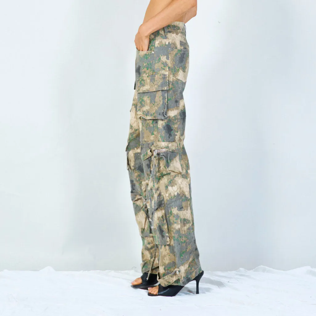 Camouflage cargo pants with multiple pockets wholesale