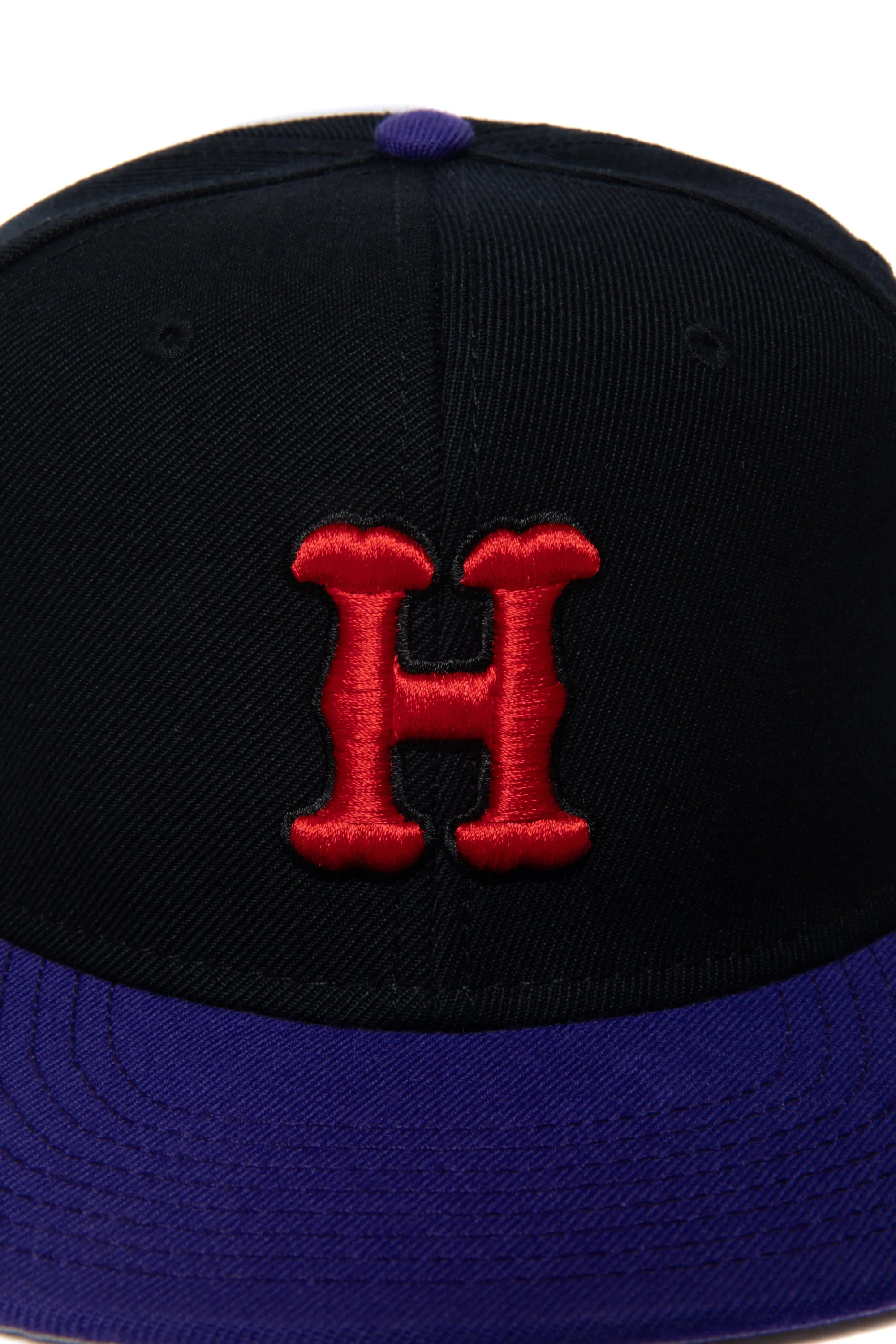 HOMERUN H LOGO FLAT VISOR CAP PURPLE/BLACK