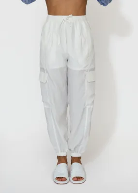 Lightweight Cargo Pants in White