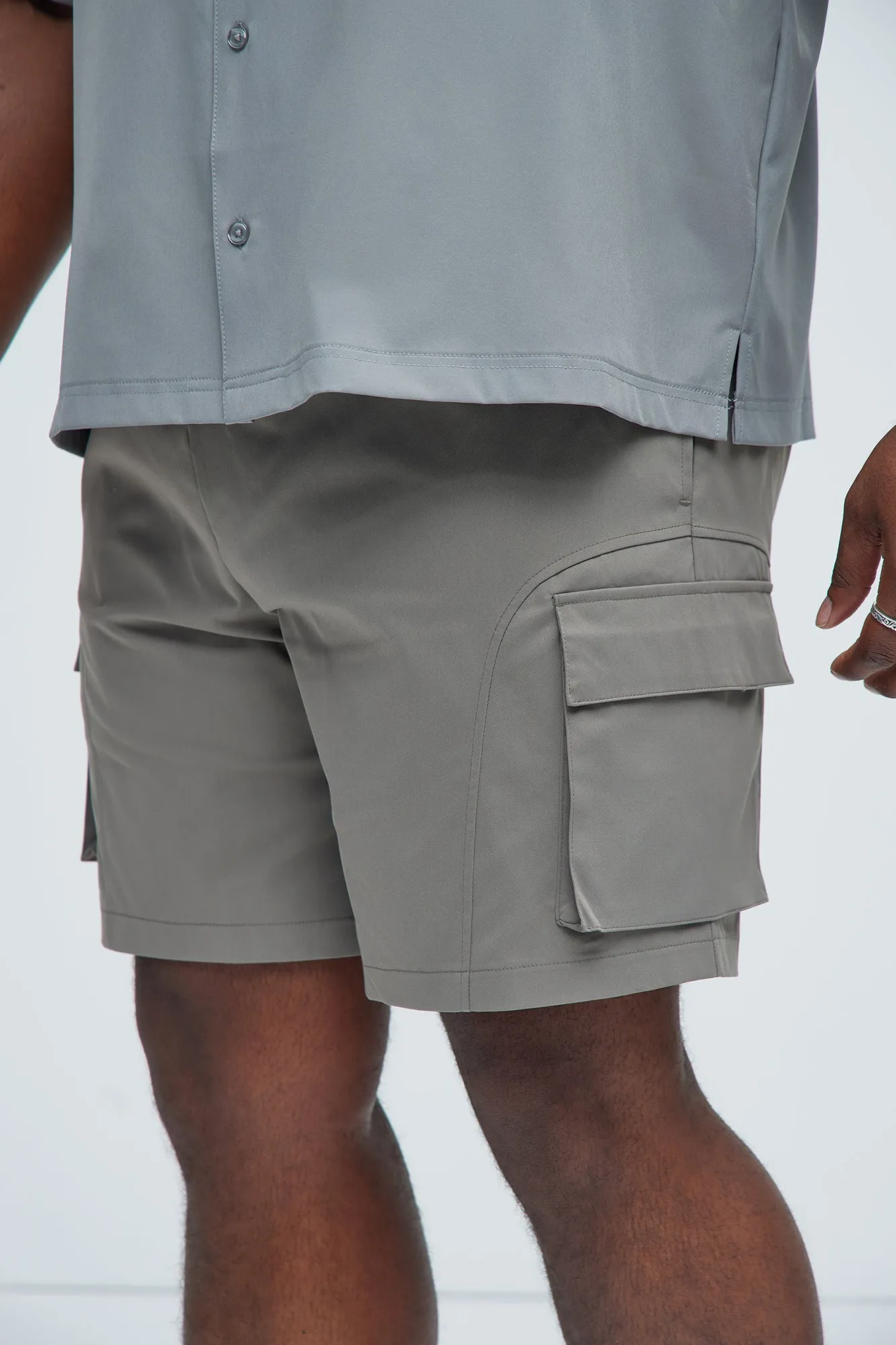 Max Cargo Shorts - Grey