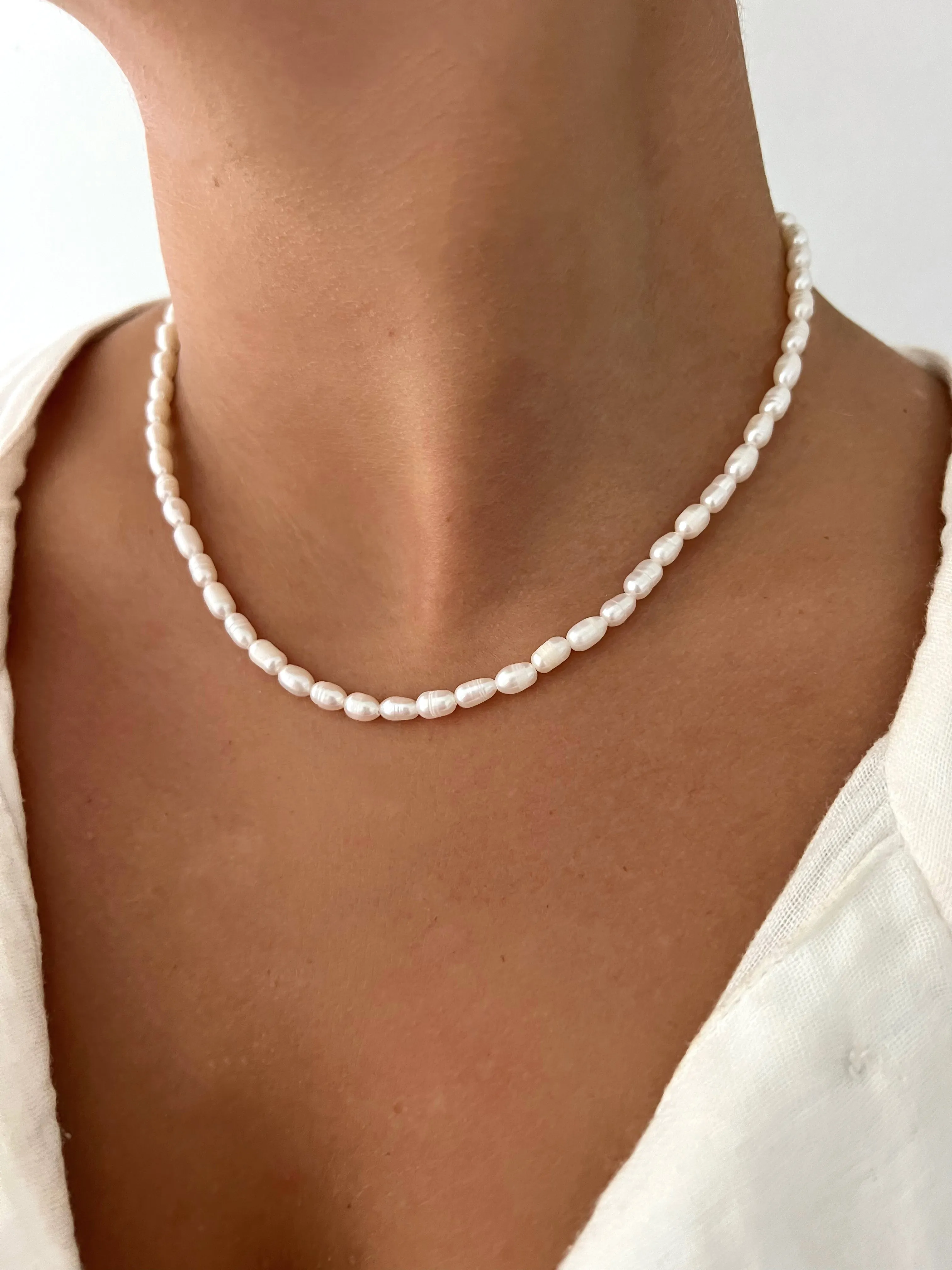 PEARLA NECKLACE