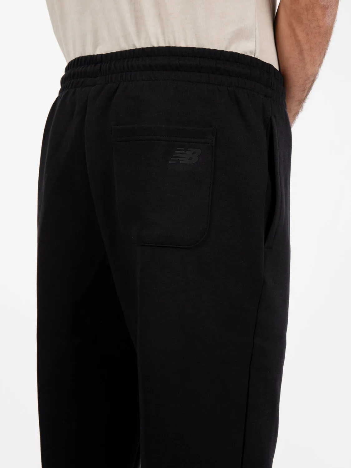 Shifted cargo jogger black