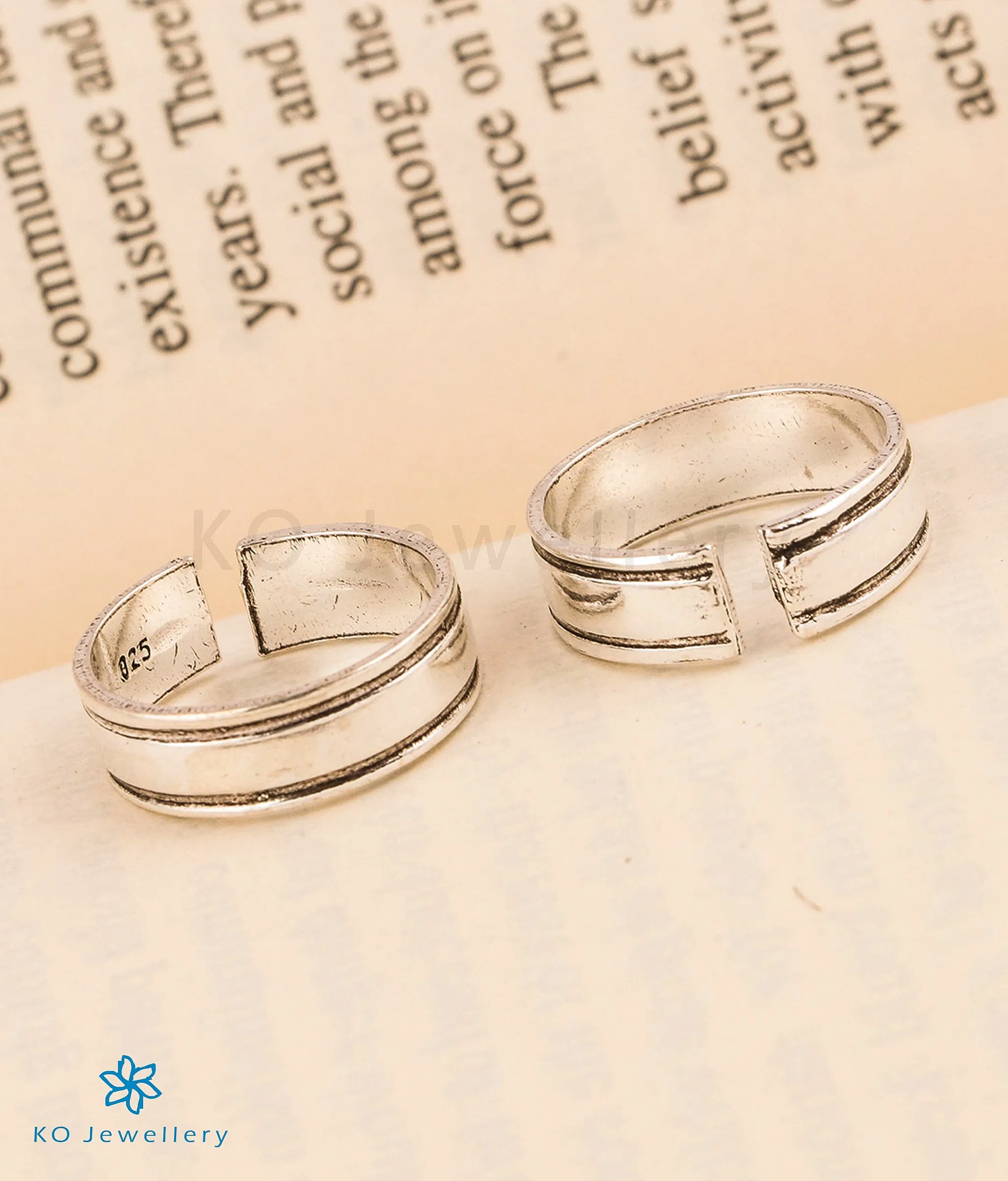 The Falak Silver Toe-Rings